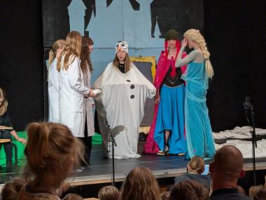 Skolefest 25 skuespil Disney